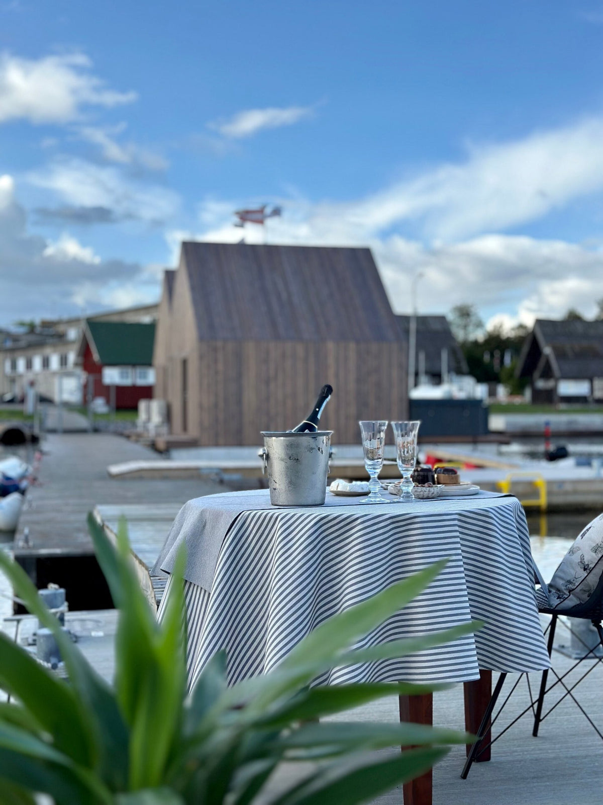 Rund dug Nord, beige med blå striber – genbrugsfibre – billede 5